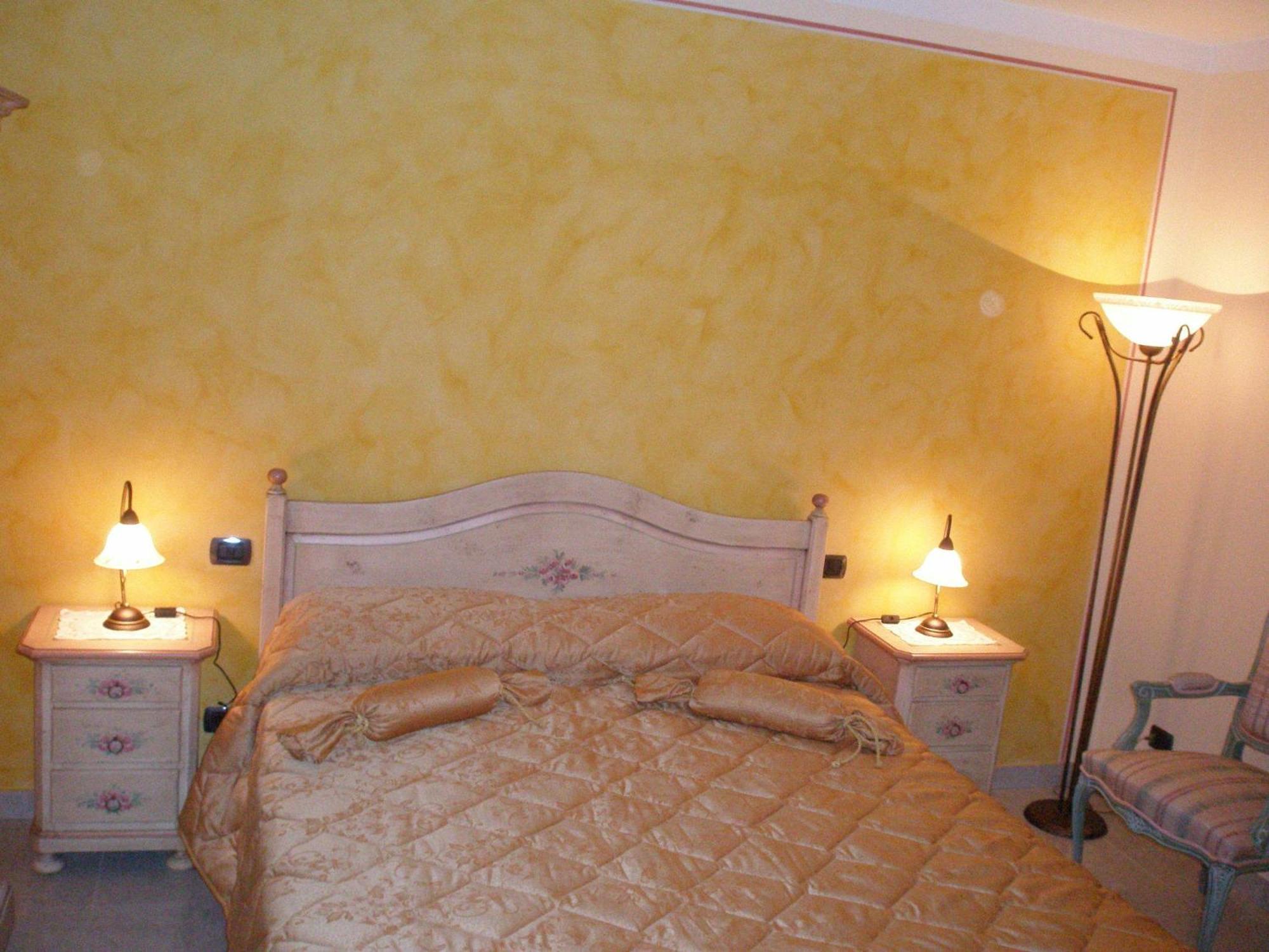 Bed&Breakfast il Faggio Povegliano Veronese Værelse billede